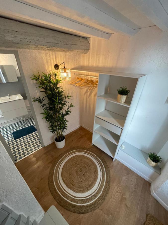Greenery Apartment Meynes Bagian luar foto